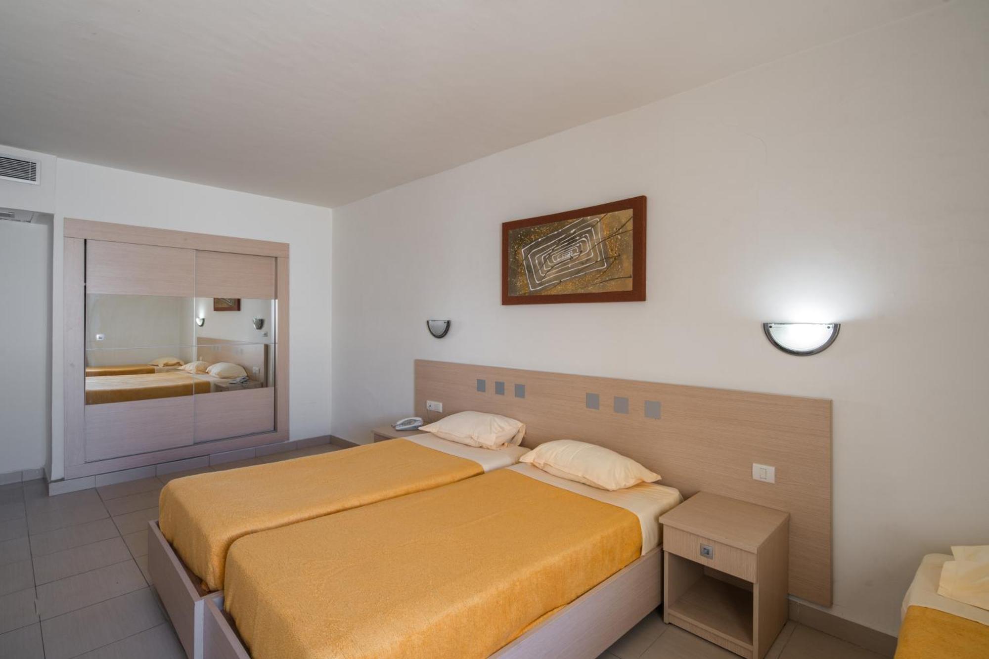 Doppelzimmer mit Gartenblick